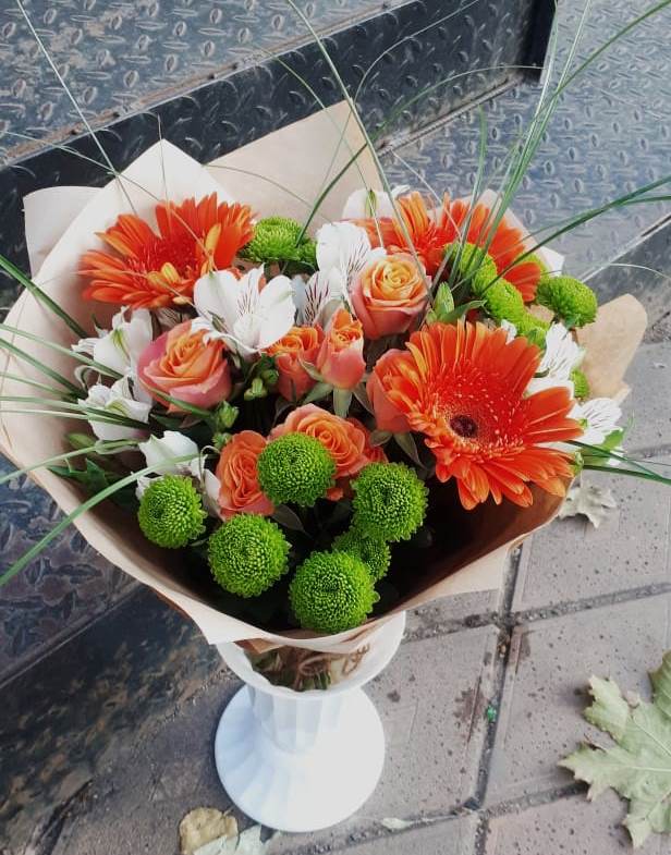 Букет цветов из: Герберы, Хризантемы, Альстромерии и Розы в Архиповском