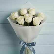 Букет 7 Белых роз Эдлесс Лав в Архиповском