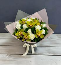 Букет цветов из:  Орхидеи и Розы в Архиповском