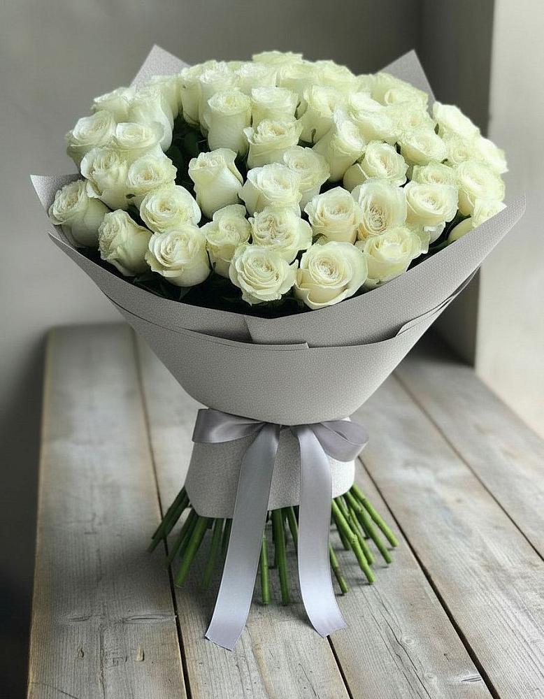 Букет 35 Белых роз в Архиповском