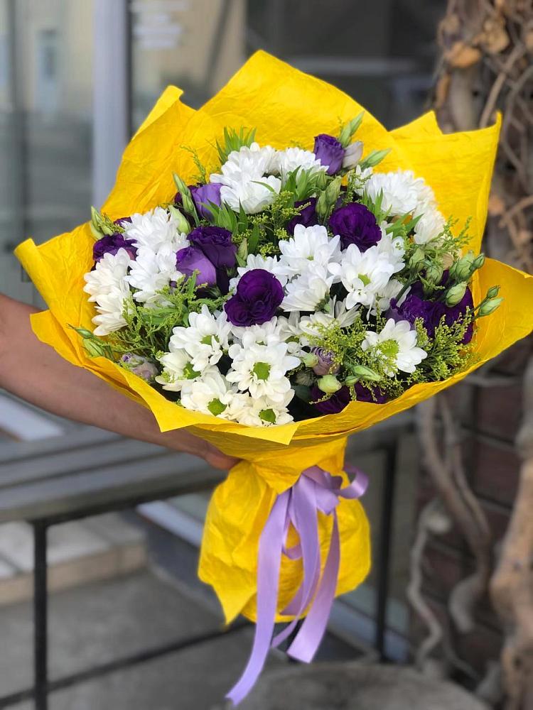 Букет цветов из: Ирисы, Хризантемы и Ромашки в Архиповском