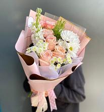 Букет цветов из:  Хризантемы и Розы в Архиповском