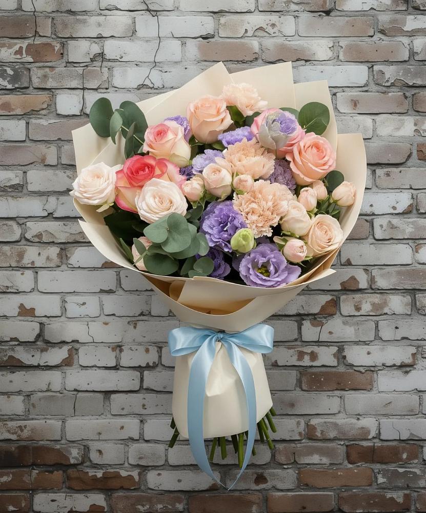 Букет цветов из: Розы, Лизиантусы и Гвоздики в Архиповском