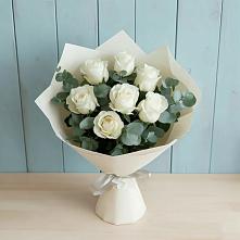 Букет Белые розы в Эвкалипте в Архиповском