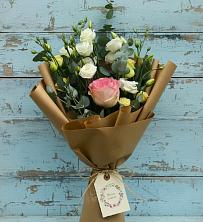 Букет цветов из:  Розы и Лизиантусы в Архиповском