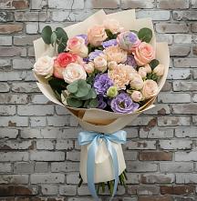 Букет цветов из:  Розы, Лизиантусы и Гвоздики в Архиповском