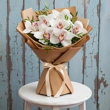 Букет цветов из:  Орхидеи и Розы в Архиповском