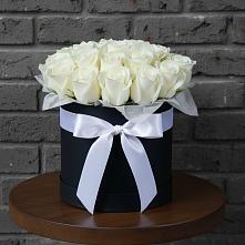 Цветочная композиция из Розы в шляпной коробке в Архиповском